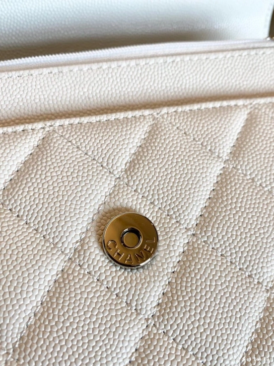 First Bag Ru CHANEL WALLET 0713